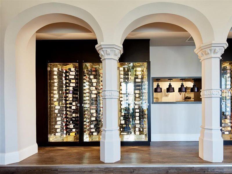 Oddfellows On The Park Cheadle  Zewnętrze zdjęcie Wine display at the restaurant
