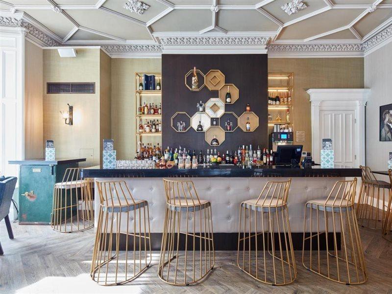 Oddfellows On The Park Cheadle  Zewnętrze zdjęcie The bar at the 2018 refurbished hotel