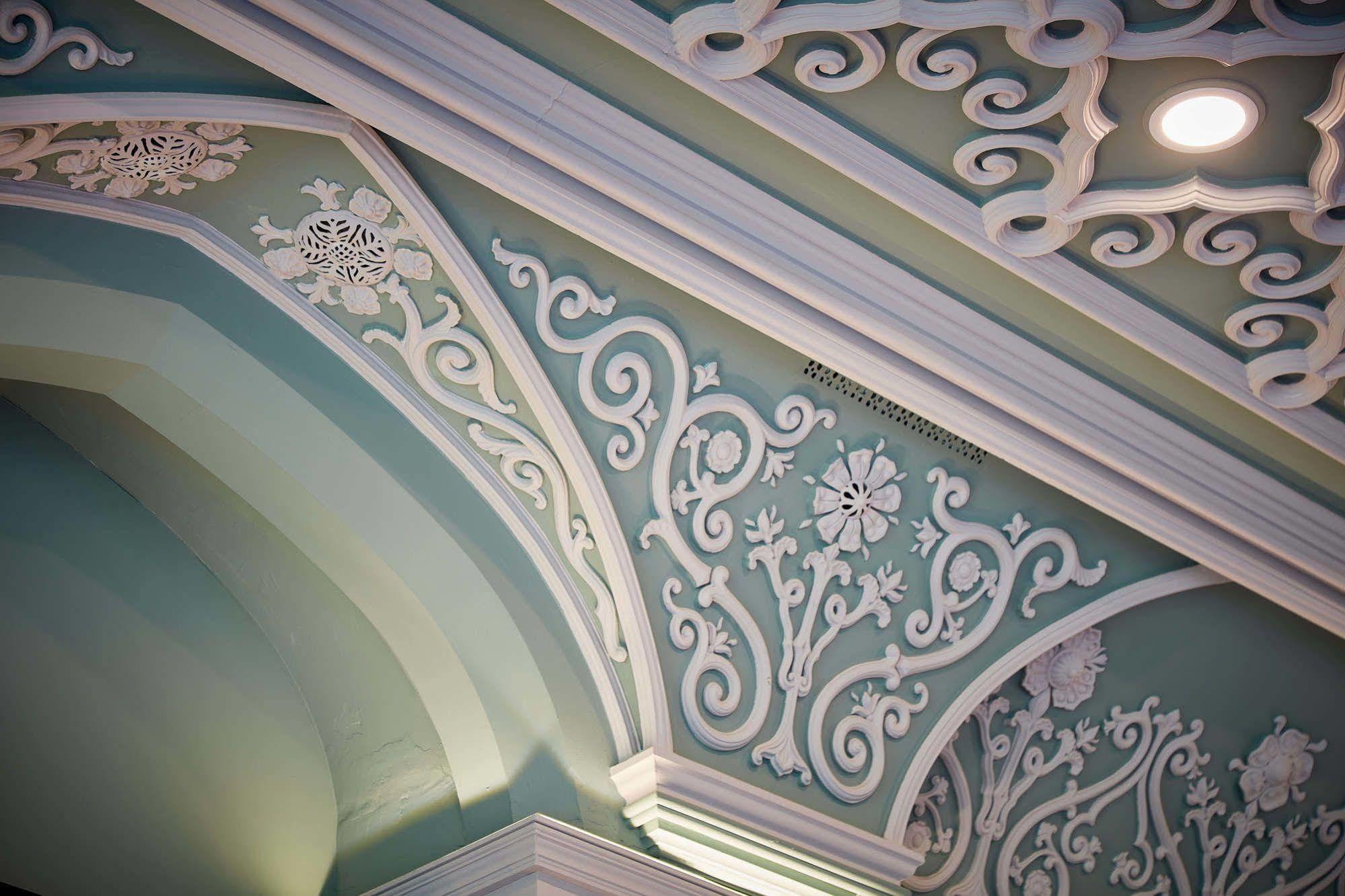 Oddfellows On The Park Cheadle  Zewnętrze zdjęcie Detail of the ceiling