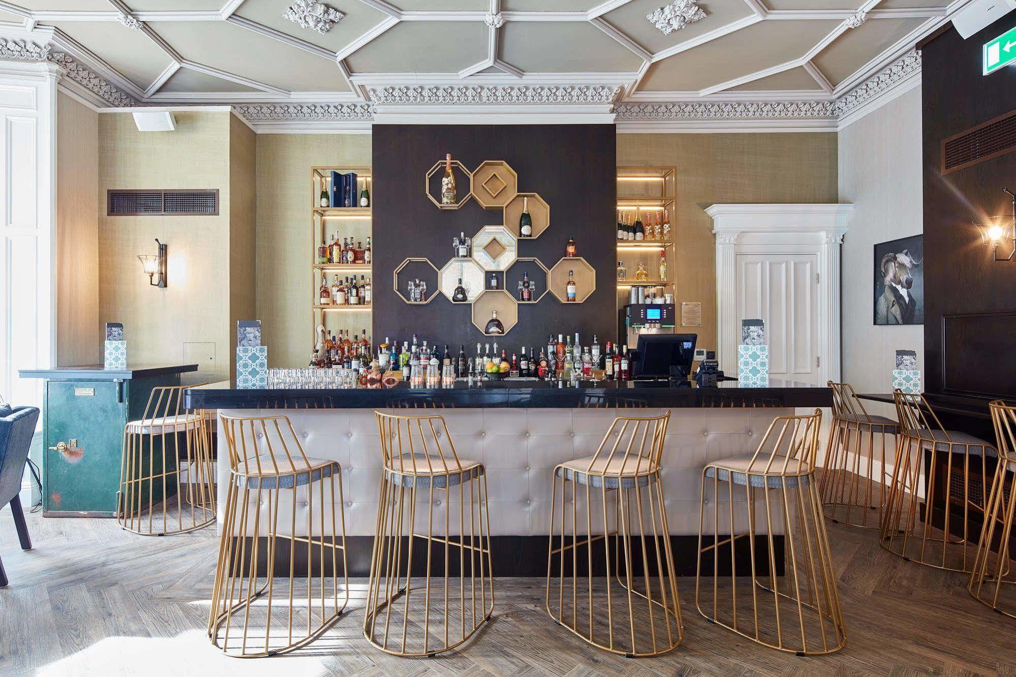 Oddfellows On The Park Cheadle  Zewnętrze zdjęcie The bar at the 2018 refurbishment
